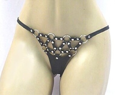 0142 Calcinha teias e argolas U - Sex Shop em Curitiba